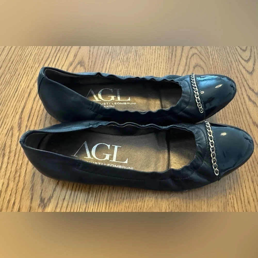 AGL Women's Black Leather Ballet Flats size 8